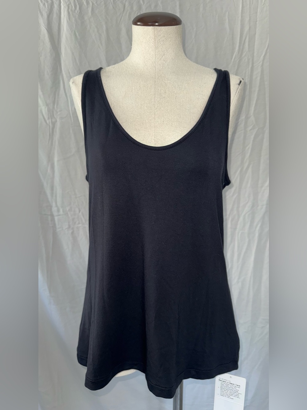 Lululemon BeCalm V Neck Tank